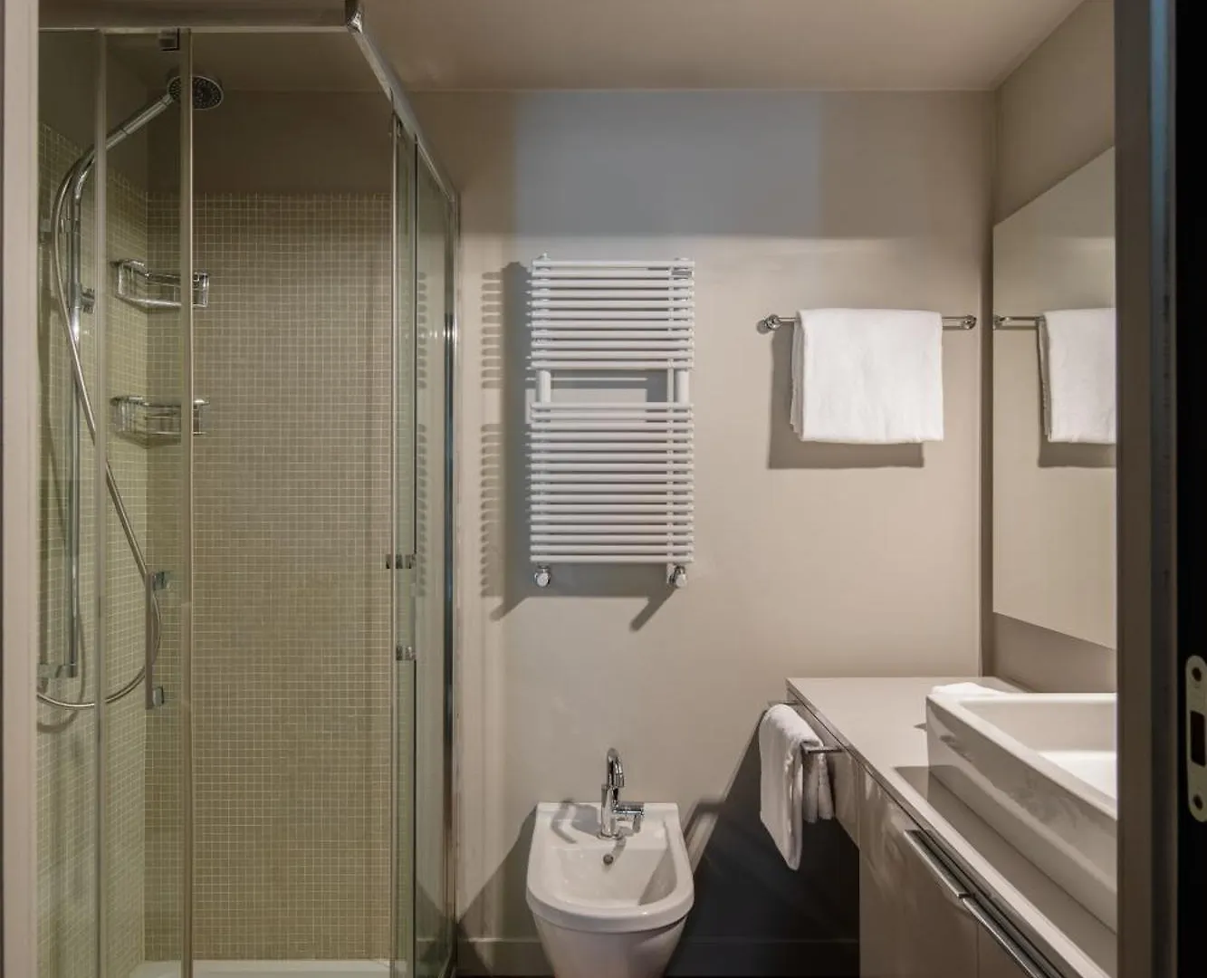2 Bedrooms Flat Near Via Veneto Rome 0*,  Italy